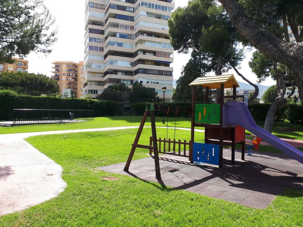Oasis Playamar Apartment Торемолинос Екстериор снимка
